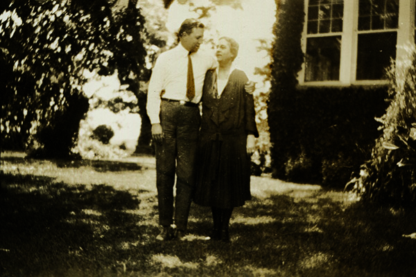 Robert Woodruff walking with his mother Emily Winship Woodruff